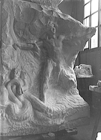 Rodin, Apollon écrasant le serpent python, Marbre, vers 1895 (atelier du Dépot des marbres)